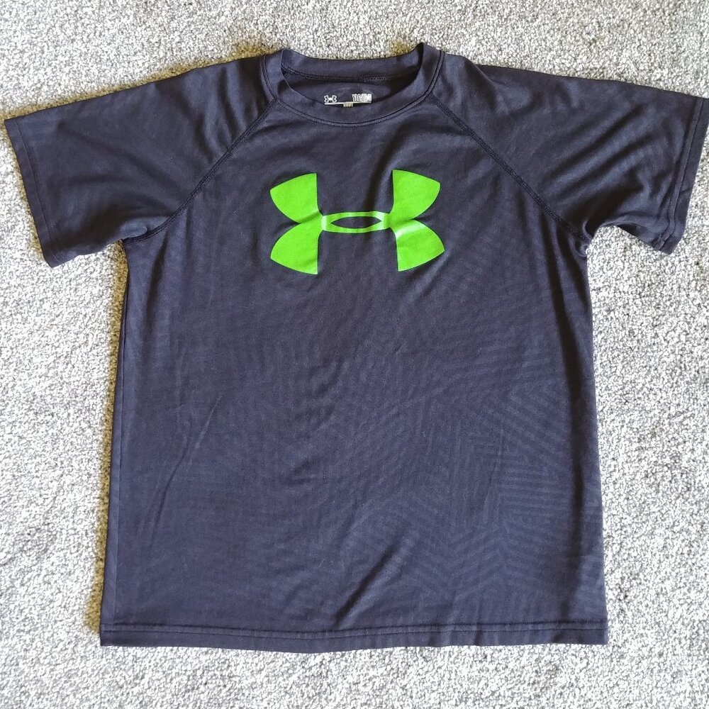 Boys Under Loose Armour Black T-shirt YLG